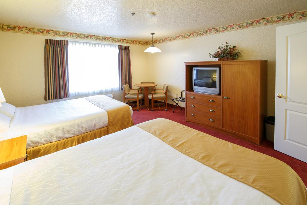 Murphys Suites Экстерьер фото