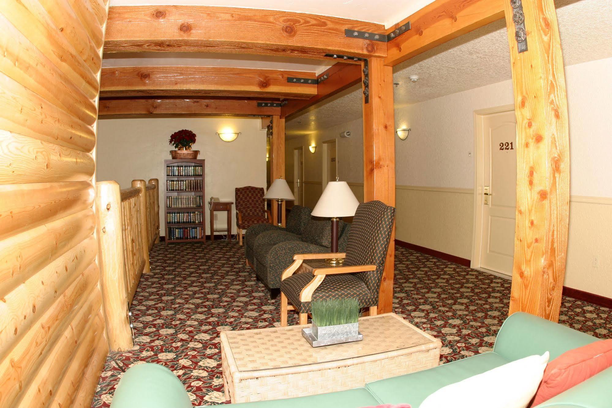 Murphys Suites Экстерьер фото
